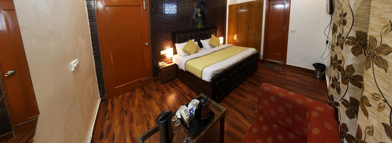 Divyansh Hotel Dharamszala Kültér fotó