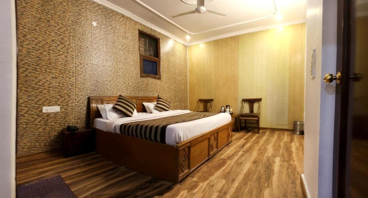Divyansh Hotel Dharamszala Kültér fotó