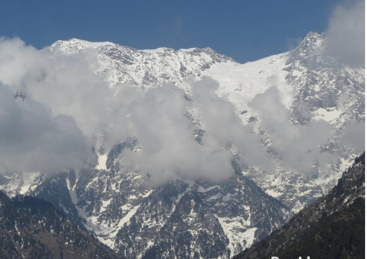 Divyansh Hotel Dharamszala Kültér fotó