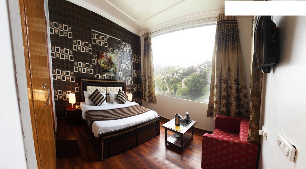 Divyansh Hotel Dharamszala Kültér fotó